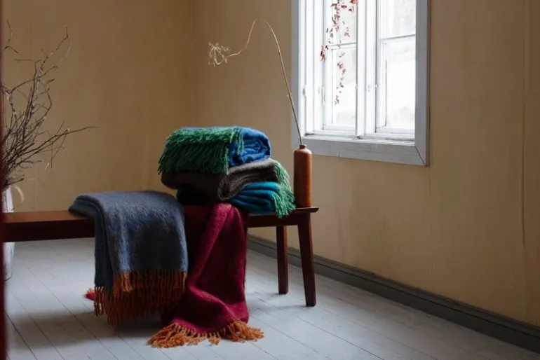 Lapuan Kankurit Revontuli mohairfilt, rost - bordeaux