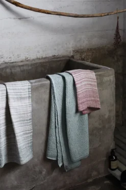 Lapuan Kankurit Terva stort badlakan, vitt - aspen green