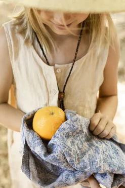 Lapuan Kankurit Villiyrtit jättehandduk, ros - petroleum