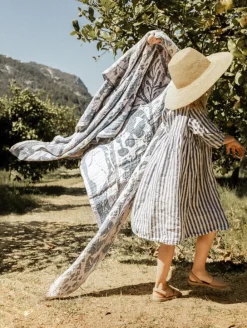 Lapuan Kankurit Villiyrtit jättehandduk, ros - petroleum