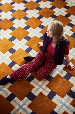 LAYERED Evelina Kroon Ochre Fields matta