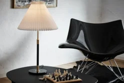 Le Klint Bordlampa 352, mässing - svart