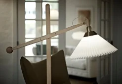 Le Klint Golvlampa 325, ljus ek