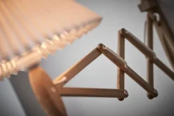 Le Klint Sax 224-1/17 vägglampa, ljus ek