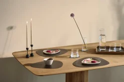 Lind DNA Curve bordstablett, 37 x 44 cm, kaviarfärgat Nupo-läder