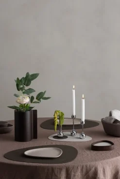 Lind DNA Curve glasunderlägg, kaviarfärgat Nupo-läder