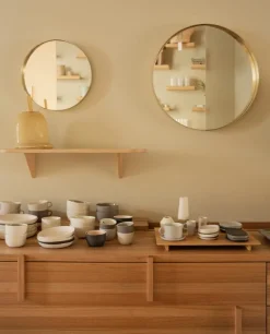 Lokal Helsinki Vino 60 spegel, mässing, utåtgående