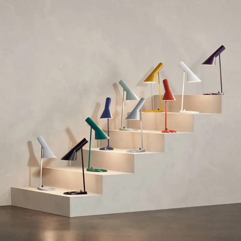 Louis Poulsen AJ Mini V3 bordslampa, vit