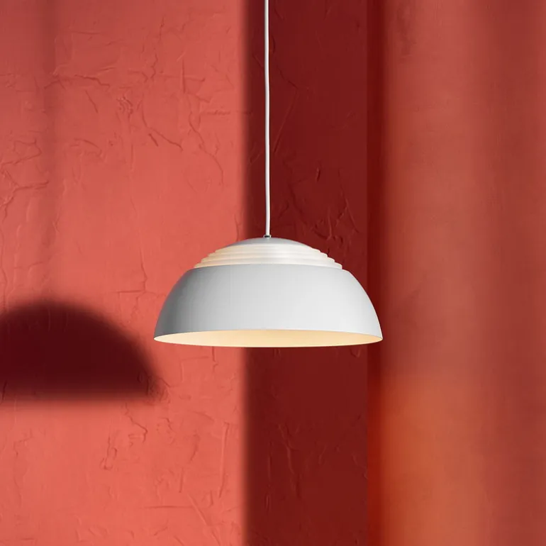 Louis Poulsen AJ Royal 370 pendellampa, vit