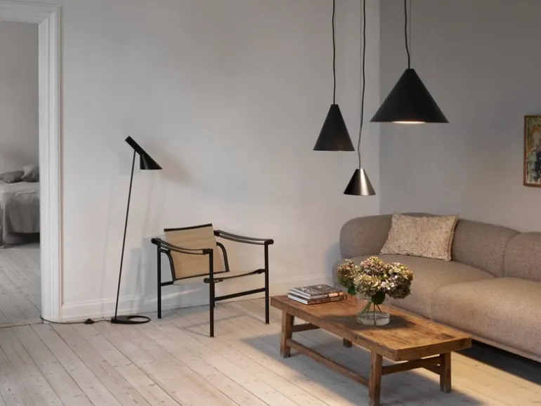 Louis Poulsen Keglen 175 pendellampa, svart