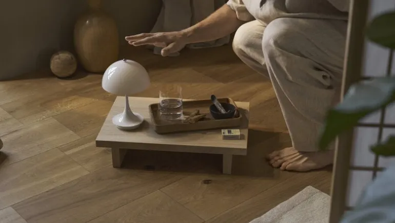 Louis Poulsen Panthella 160 Portable V3 bordslampa, opal beige