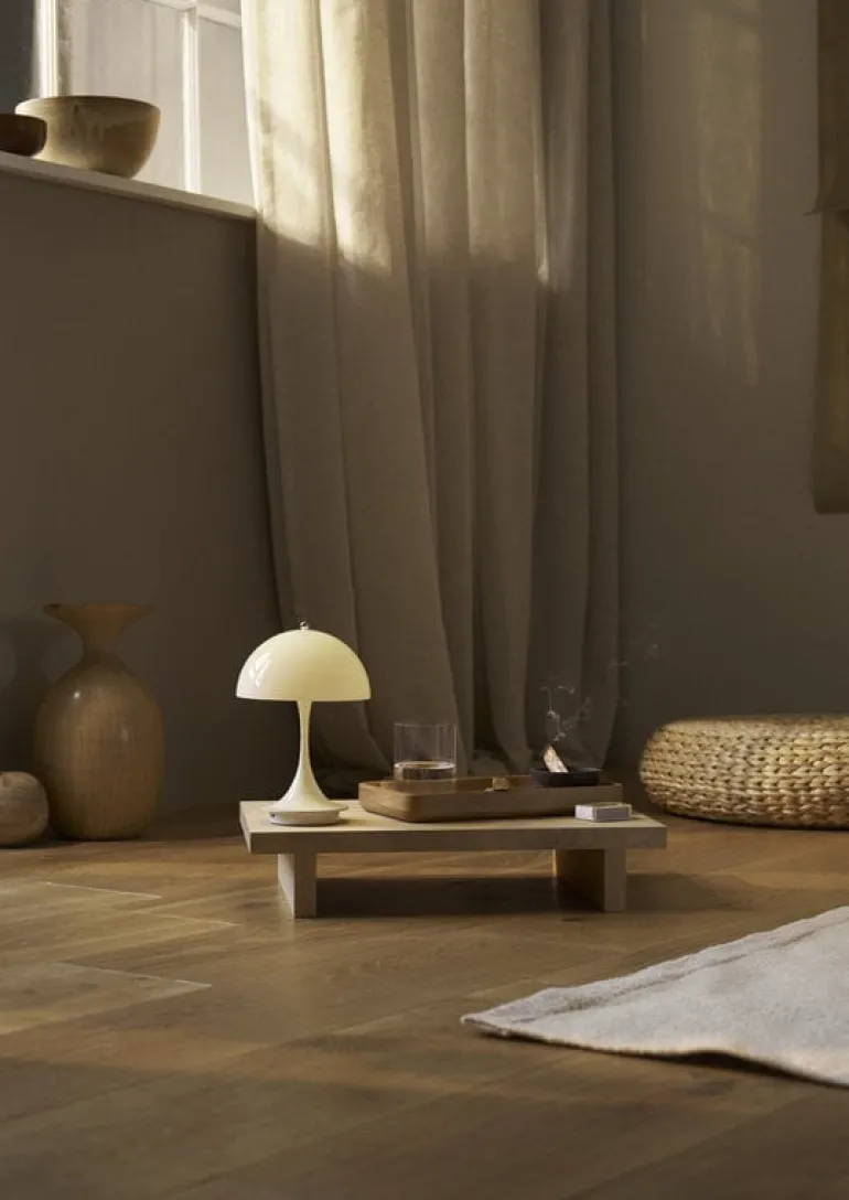 Louis Poulsen Panthella 160 Portable V3 bordslampa, opal beige