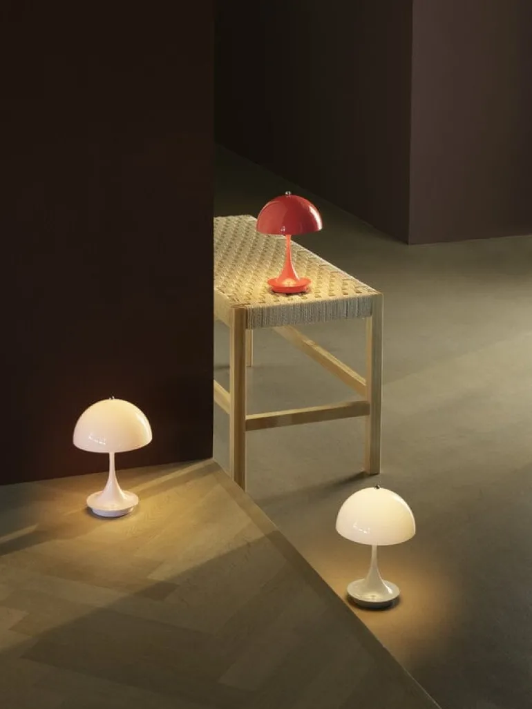 Louis Poulsen Panthella 160 Portable V3 bordslampa, opal pale rose