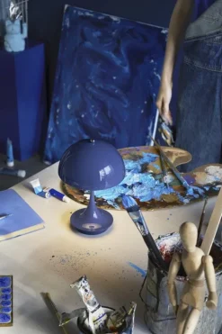 Louis Poulsen Panthella 160 Portable V3 bordslampa, indigoblå