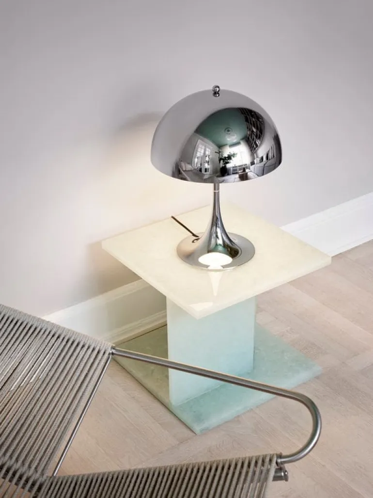 Louis Poulsen Panthella 320 bordslampa, krom
