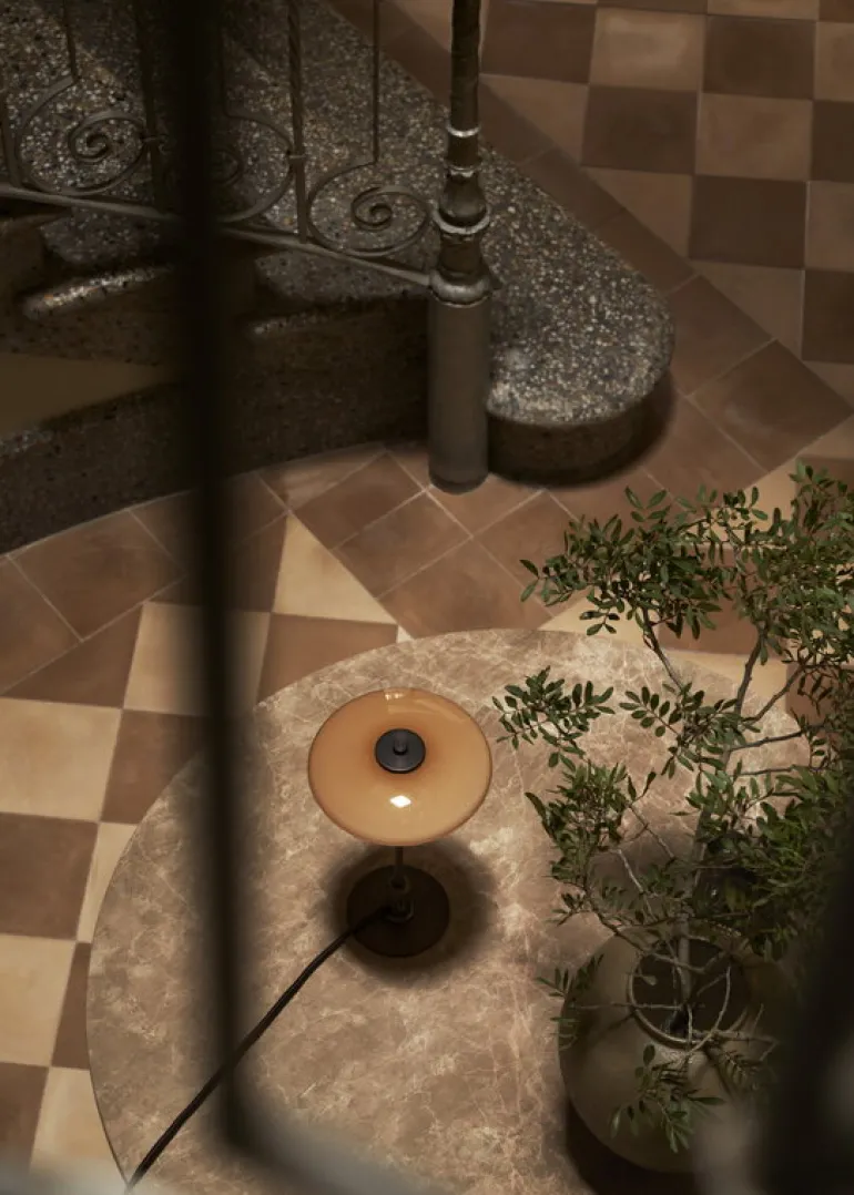 Louis Poulsen PH 2/1, bordslampa, Limited edition, dustig terrakotta