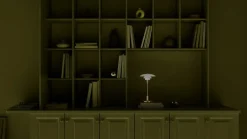 Louis Poulsen PH 2/1 bärbar bordslampa, metalliserad mässing