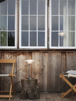 Louis Poulsen PH 2/1 Portable bordslampa, glansförkromad