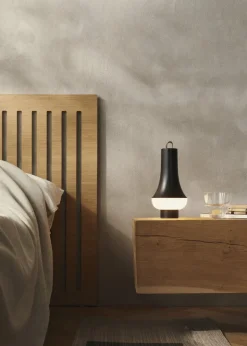 Louis Poulsen Tomoshi bärbar bordslampa, mörkbrun