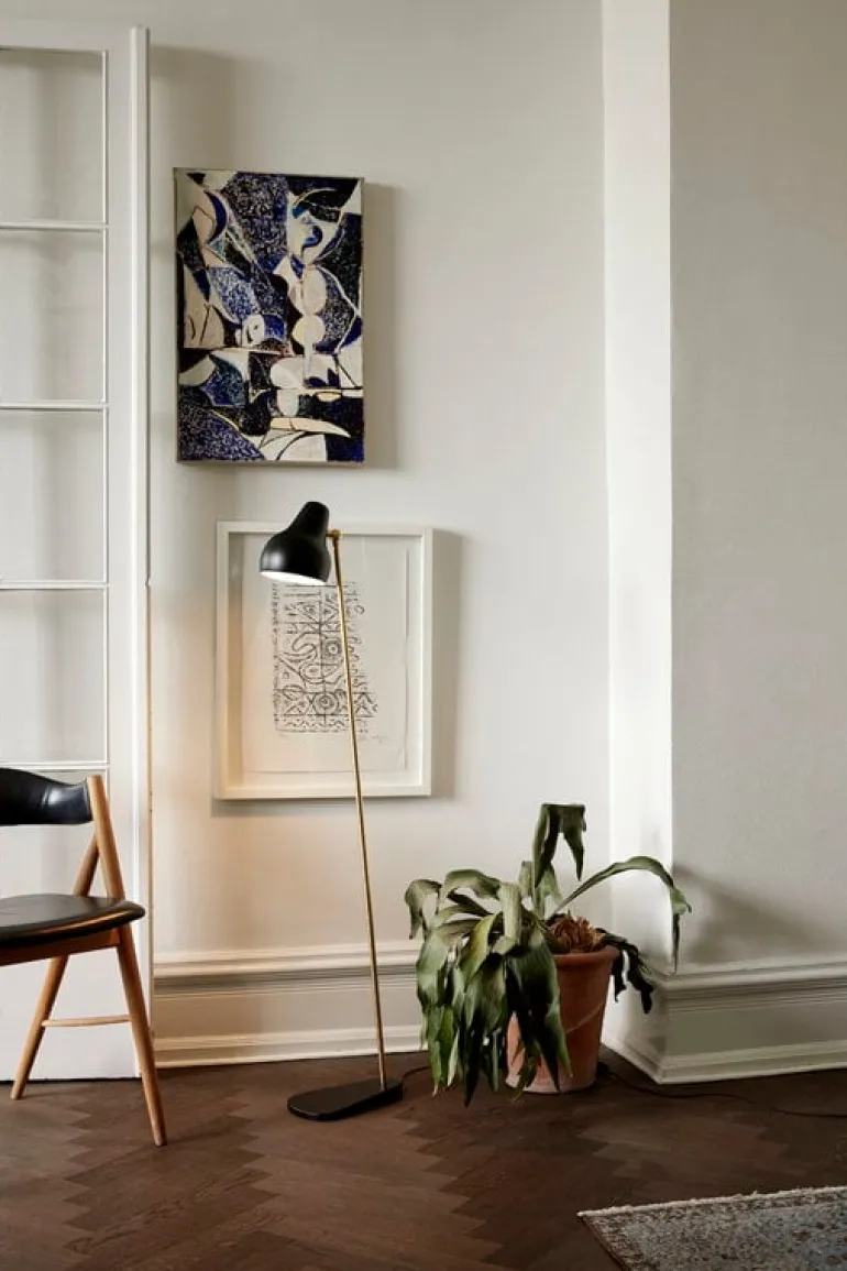 Louis Poulsen VL38 golvlampa LED, svart