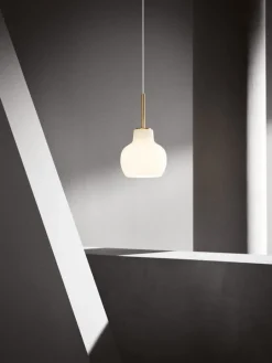 Louis Poulsen VL Ring Crown 1 pendellampa, opalglas