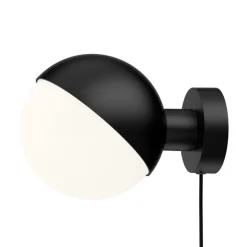 Louis Poulsen VL Studio 150 vägglampa, svart
