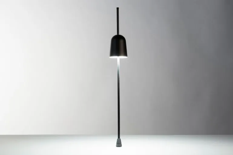Luceplan Ascent bordslampa, svart