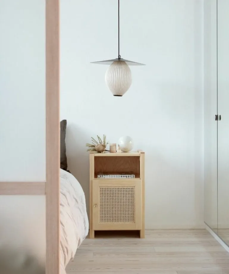 Lundia Classic nattduksbord med dörr, furu - rotting