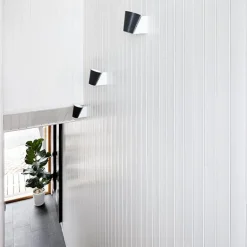 Lundia Liekki vägglampa, svart