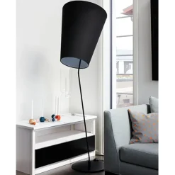 Lundia Soihtu golvlampa, svart