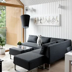 Lundia Soihtu golvlampa, svart