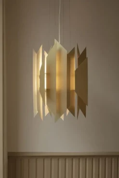 LYFA Divan 2 hänglampa, 245 mm, mässing