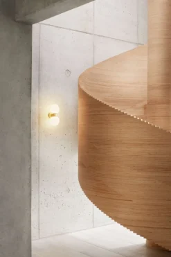 LYFA Memoir 120 II vägglampa, mässing