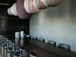 Made By Hand Knit-Wit pendellampa, 45 cm, pärlvit