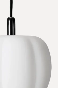 Made By Hand PePo pendellampa, 20 cm, opalglas