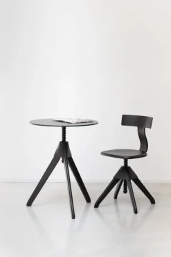 Magis Tuffy snurrstol, svart