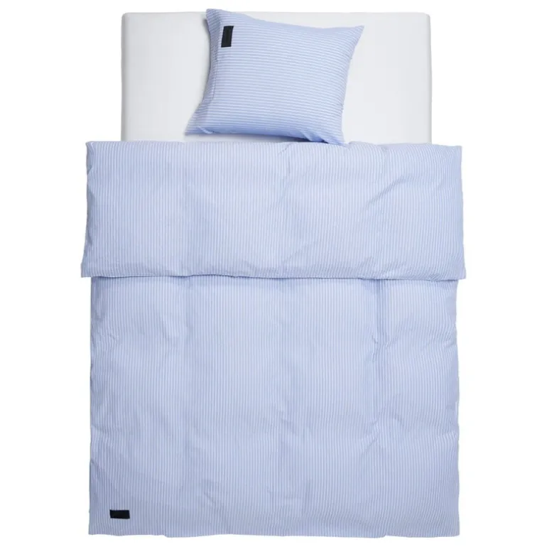 Magniberg Wall Street Oxford örngott, randig ljusblå