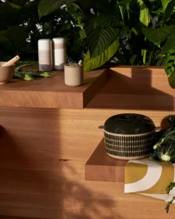 Marimekko Oiva - Siirtolapuutarha kryddkvarn, vit - lera