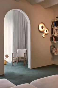 Marset Ginger 32C vägg-/taklampa, borstad mässing