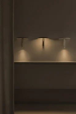 Marset Konoha vägglampa, mossgrå