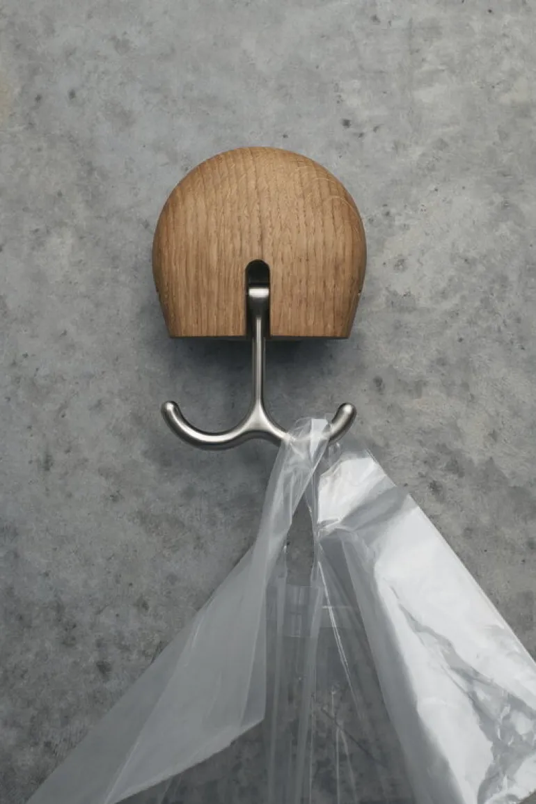 Massproductions Hercule väggkrok, oljad ek