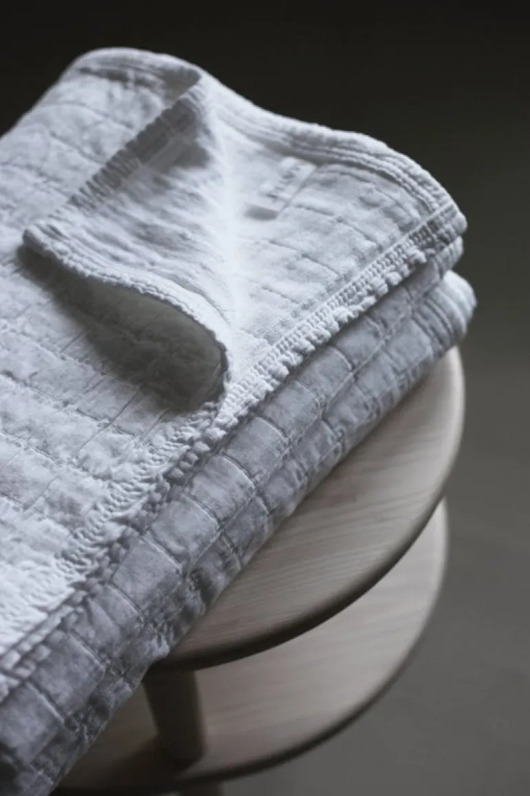 Matri Aava överkast dubbelsäng, 260 x 260 cm, vitt