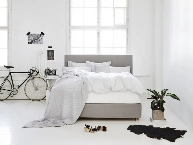 Matri Aava överkast dubbelsäng, 260 x 260 cm, ljusgrå