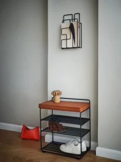 Maze Lower East Seat hylla, svart - konjak