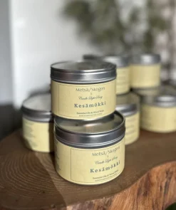 Metsä/Skogen Sojavaxljus 180 g, summer cottage