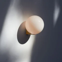 Michael Anastassiades Brass Architectural Collection enkel vägglampa 150, polerad mässing