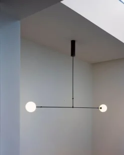 Michael Anastassiades Mobile Chandelier 2, svart patinerad mässing