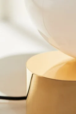 Michael Anastassiades Tip of the Tongue bordslampa, polerad mässing