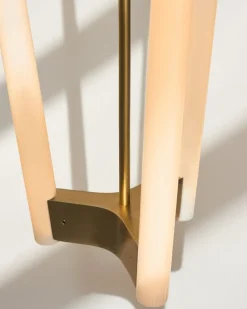 Michael Anastassiades Tube ljuskrona, satinmässing