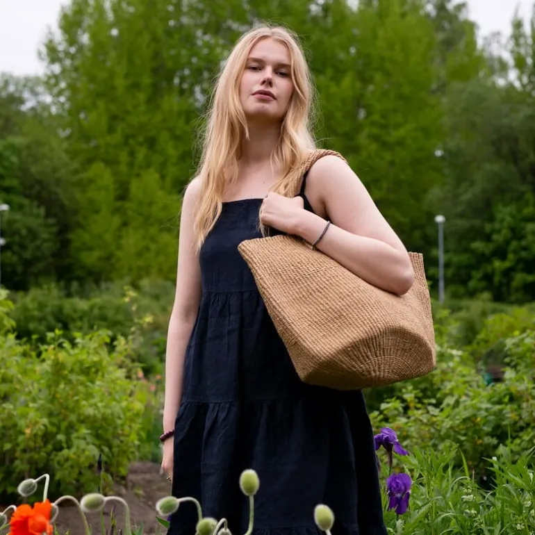 Mifuko Kiondo shopperkorg, M, vävt handtag, brun